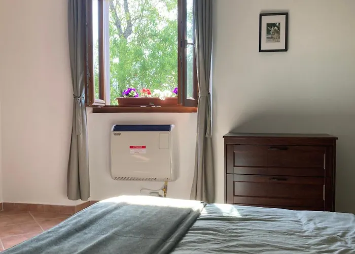 Casa Nella Natura A 펜션 보비오